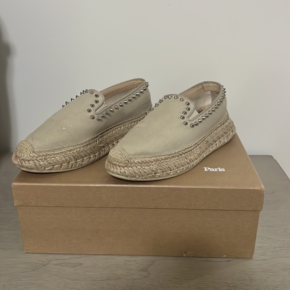 Christian Louboutin
Espaboat Spiked Red Sole Slip-On Espadrilles - Picture 6 of 14